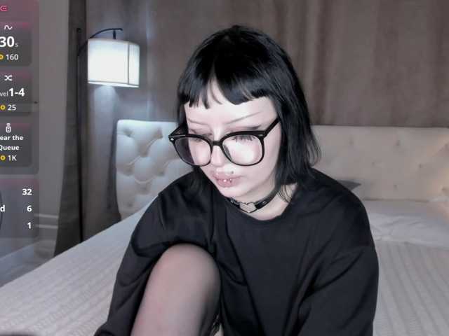 alice-chained, en vivo ahora en BongaCams