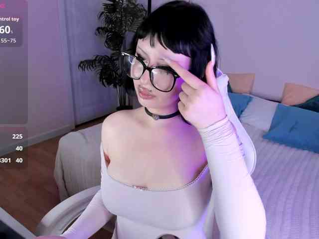 alice-chained
