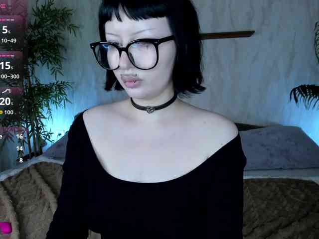alice-chained