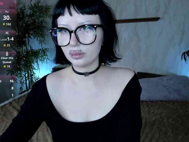 alice-chained