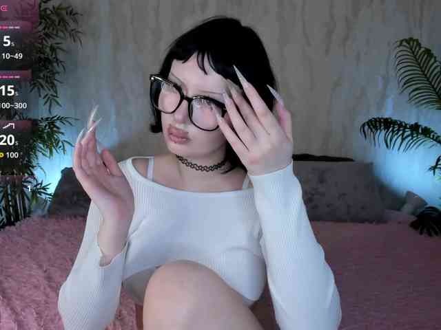 alice-chained webcam