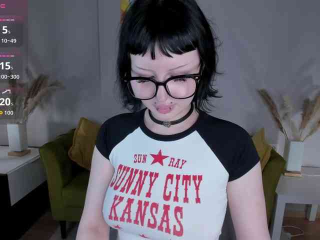 alice-chained webcam
