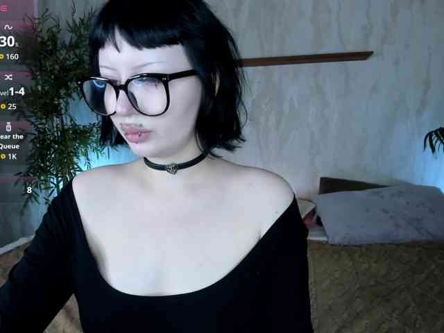 alice-chained