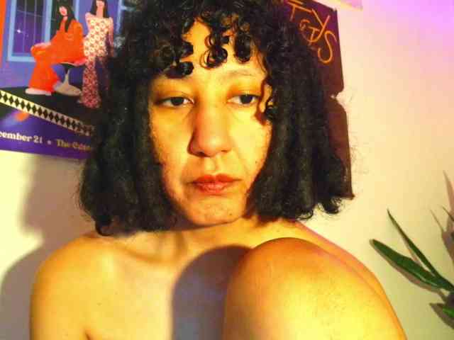 DiiDiiVonn webcam