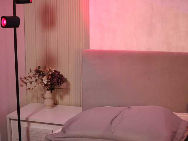 Carlottarusso live cam