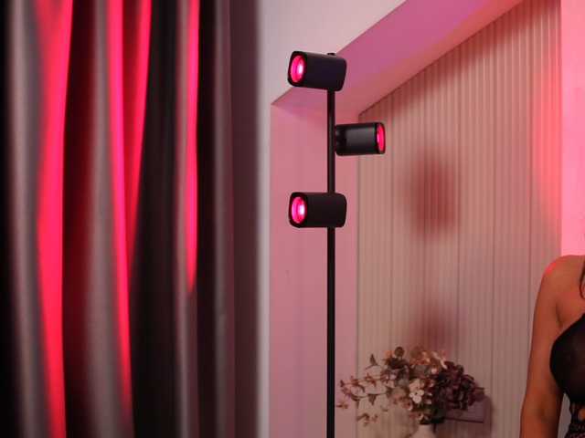 Carlottarusso live cam
