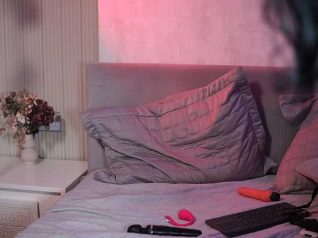 Carlottarusso live cam