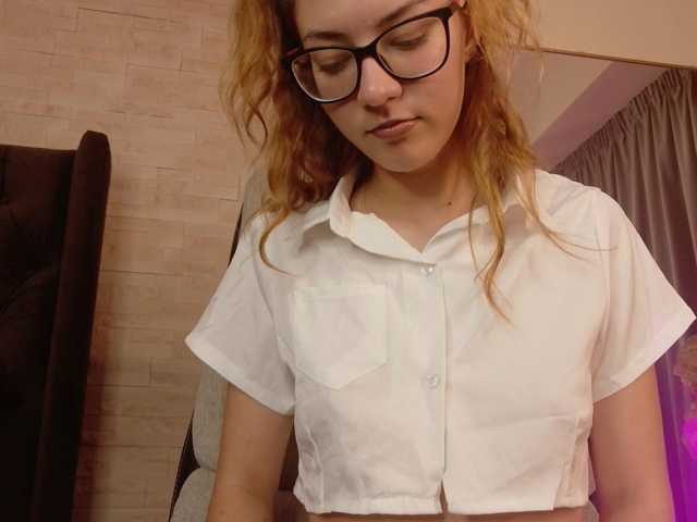 SoniaSinn live cam on BongaCams