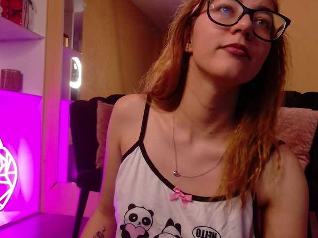 SoniaSinn live cam on BongaCams