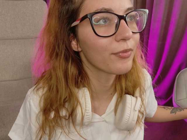SoniaSinn live cam on BongaCams