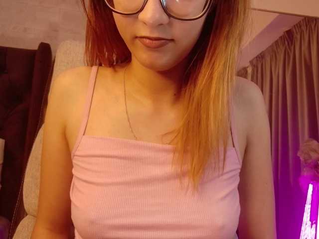 SoniaSinn live cam on BongaCams
