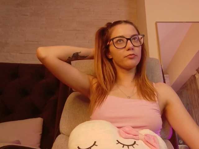 SoniaSinn live cam on BongaCams