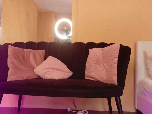 SoniaSinn live cam preview