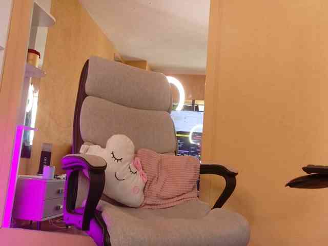 SoniaSinn webcam