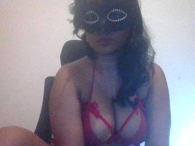 annabelle9009 live cam on BongaCams