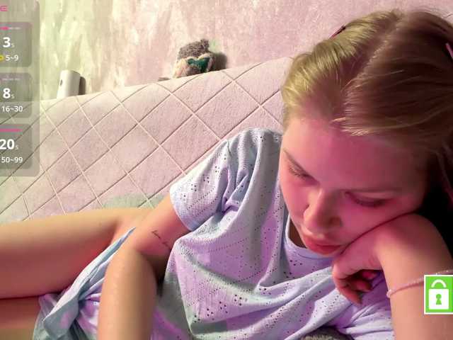 FeechkaKiss live cam on BongaCams