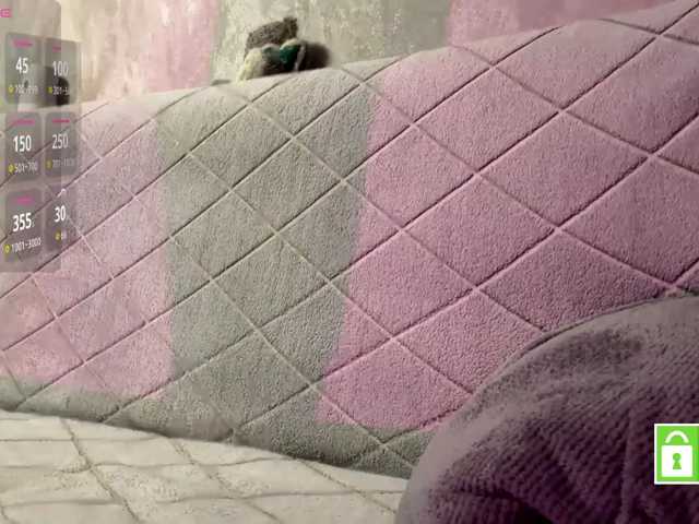 FeechkaKiss live cam on BongaCams