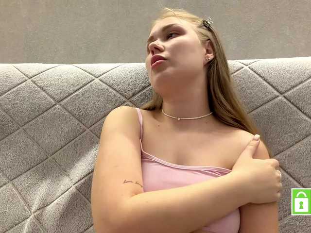 FeechkaKiss