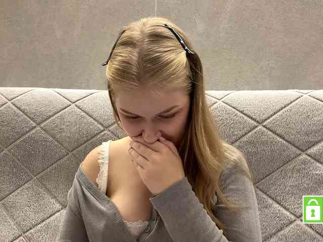 FeechkaKiss