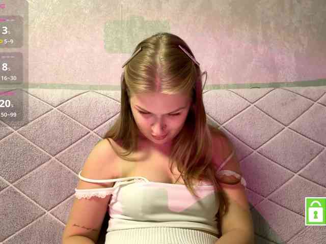 FeechkaKiss webcam