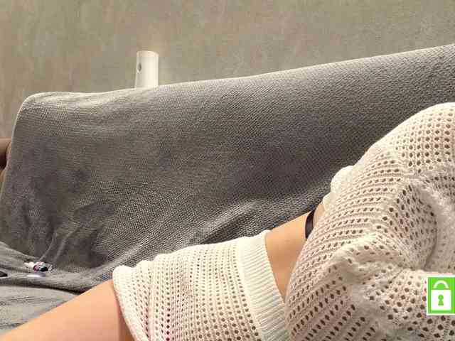 FeechkaKiss webcam