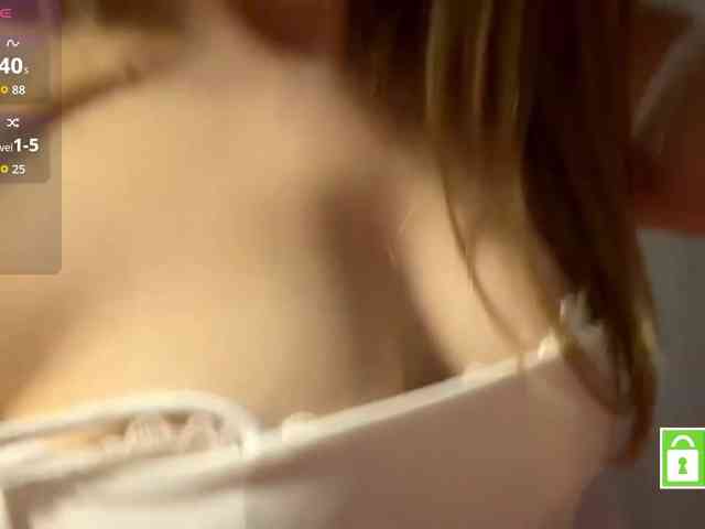 FeechkaKiss webcam