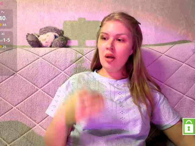FeechkaKiss webcam