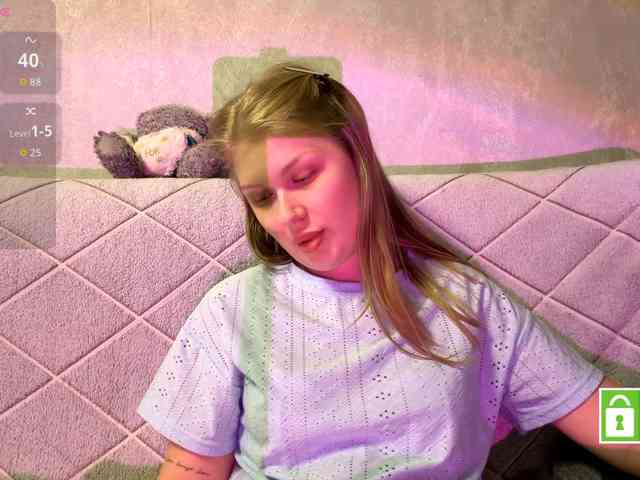 FeechkaKiss webcam