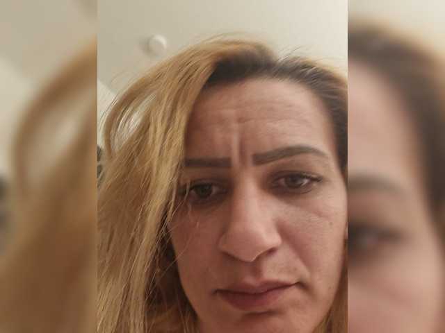 Juliannalive1997 live cam on BongaCams