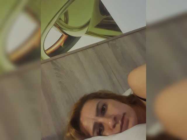 Juliannalive1997 live cam on BongaCams