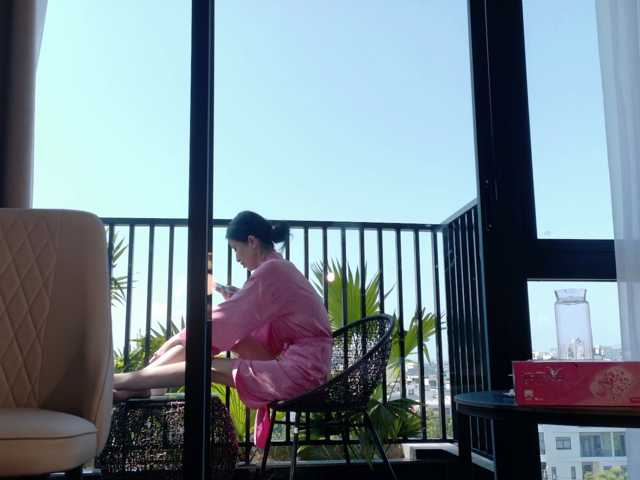 asiansakura, live now on BongaCams