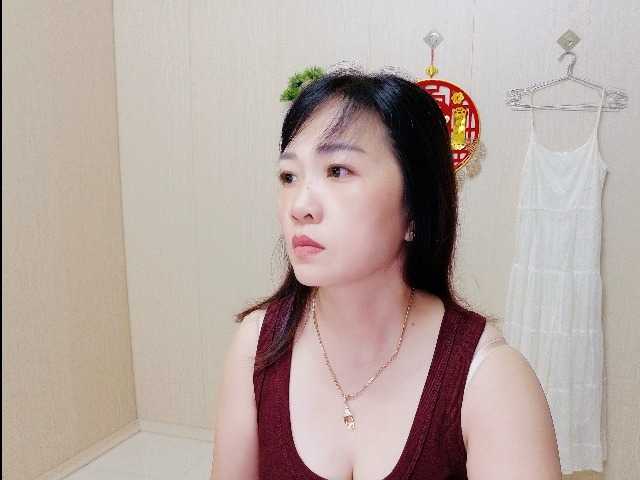 Merio69 — live female cam