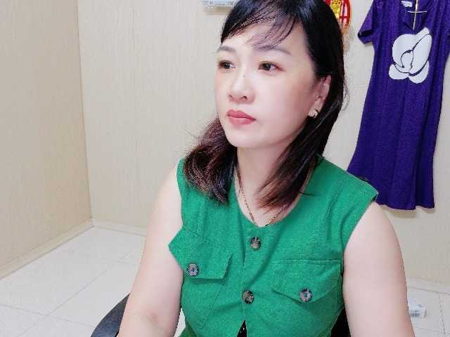 Merio69 live cam on BongaCams