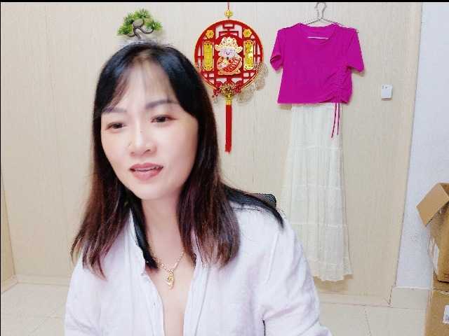 Merio69 live cam on BongaCams
