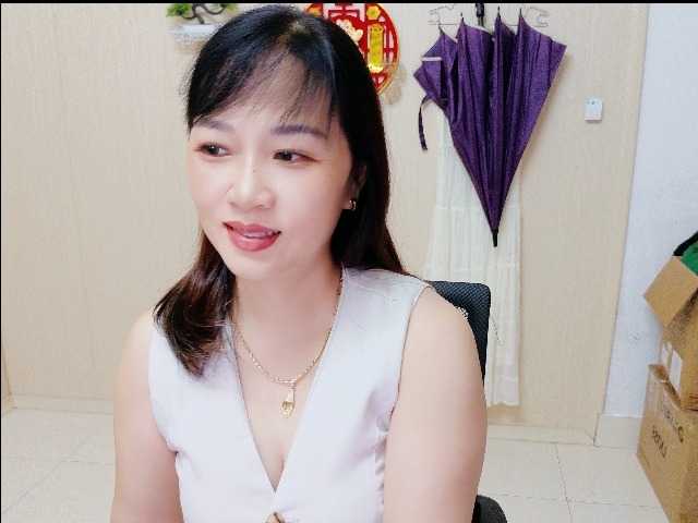 Merio69 live cam on BongaCams