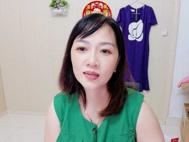 Merio69 live cam on BongaCams