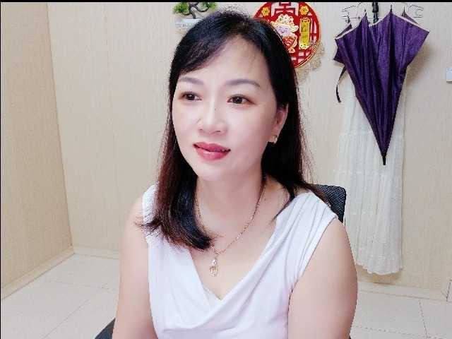 Merio69 live cam on BongaCams