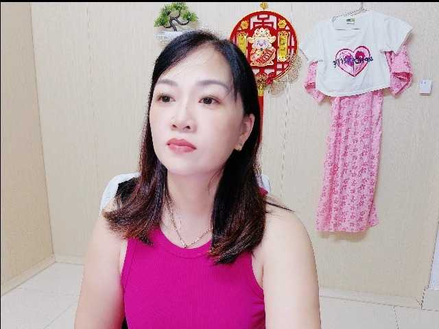 Merio69 live cam on BongaCams