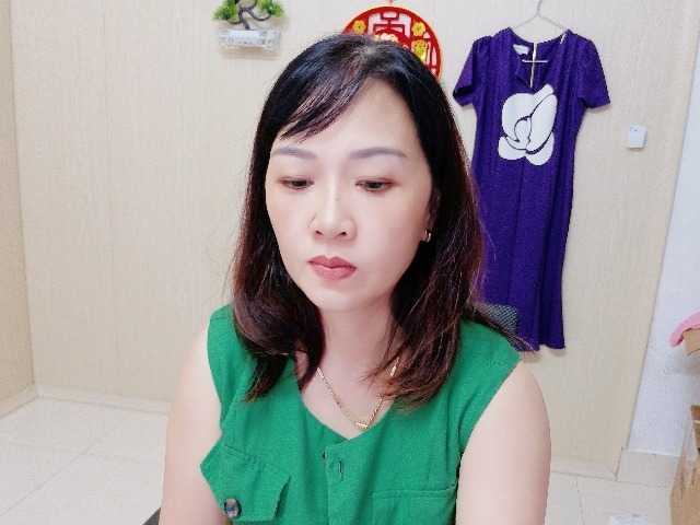 Merio69 live cam on BongaCams