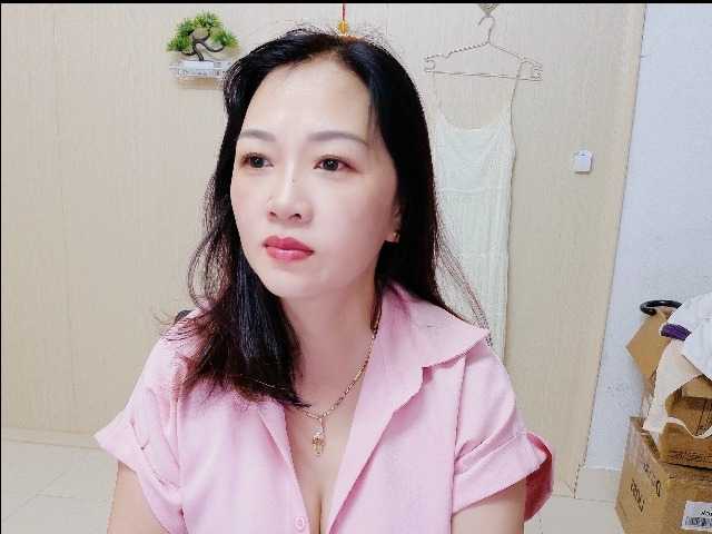 Merio69 live cam on BongaCams