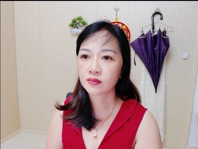 Merio69 live cam on BongaCams