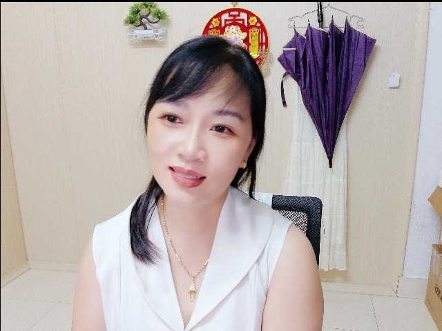 Merio69 live cam on BongaCams