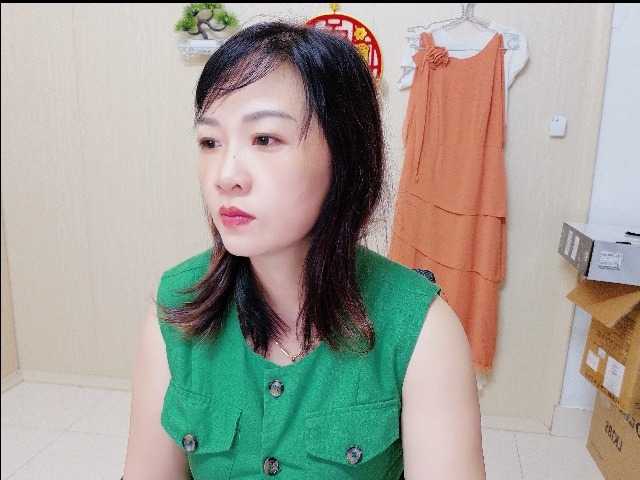 Merio69 live cam on BongaCams