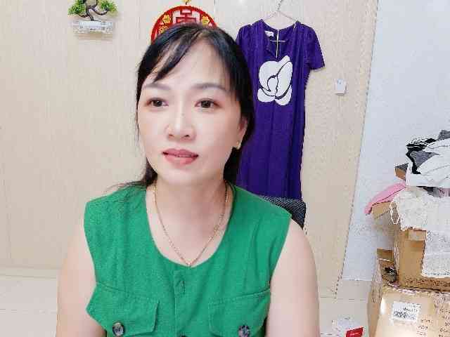 Merio69's cam show statistics and live stream