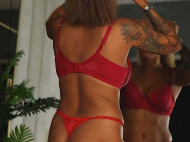 NaomiCole
