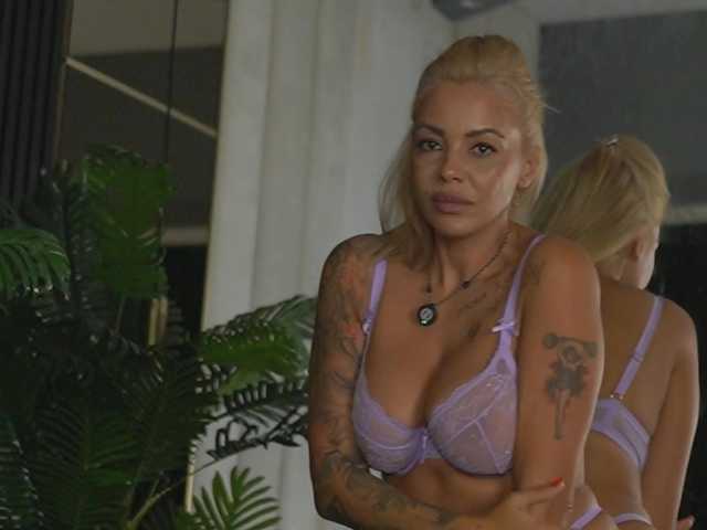 NaomiCole