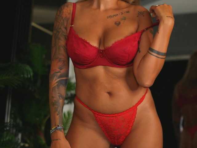 NaomiCole live cam preview