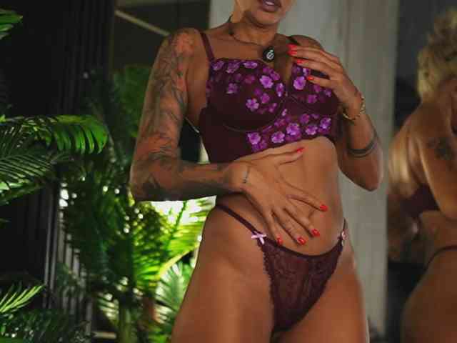 NaomiCole