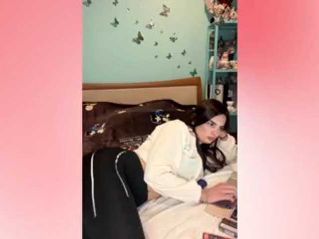gymnastbaby1 live cam on BongaCams