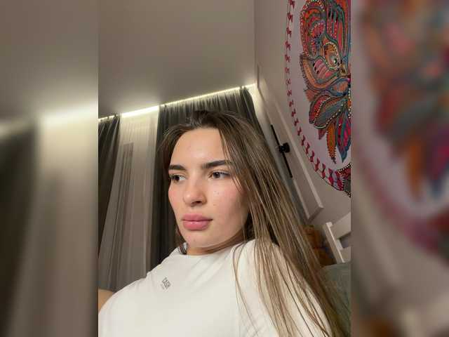 gymnastbaby1 live cam on BongaCams